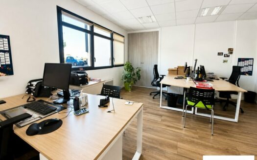 V BUREAUX de 283 m²