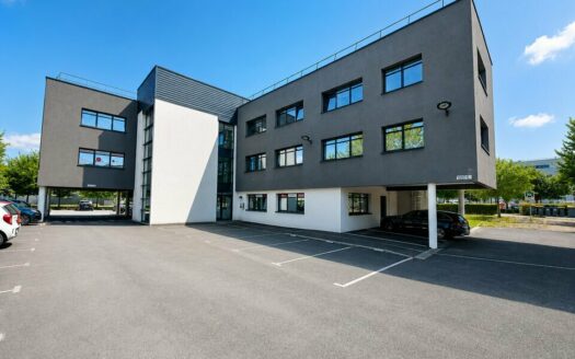V BUREAUX de 283 m²