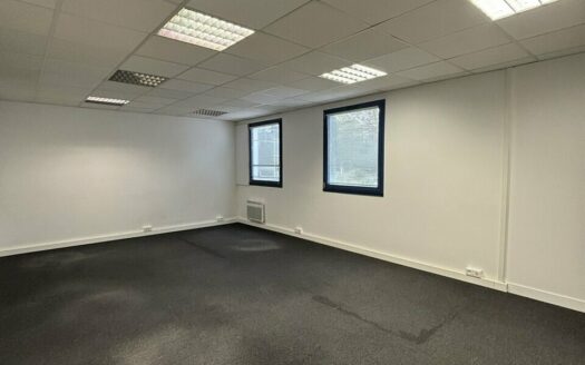 L BUREAUX de 74 m²